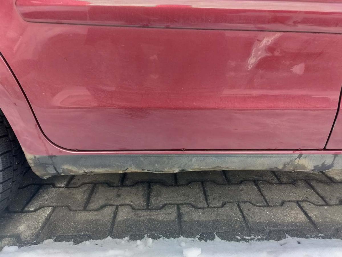 VW Polo 9N3 original T&uuml;r hinten rechts LC3R Winterred Rohbau Bj.2005